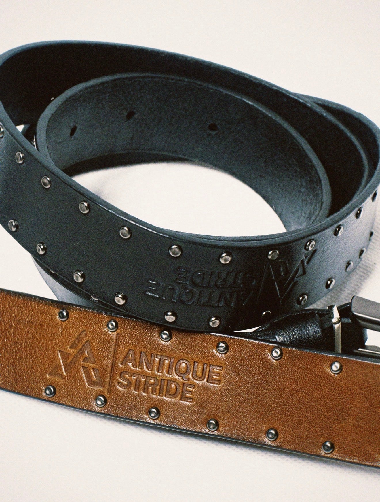 AS Monarch (Black)
