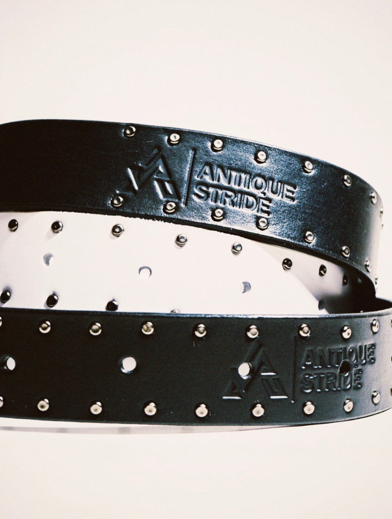 AS Monarch (Black)